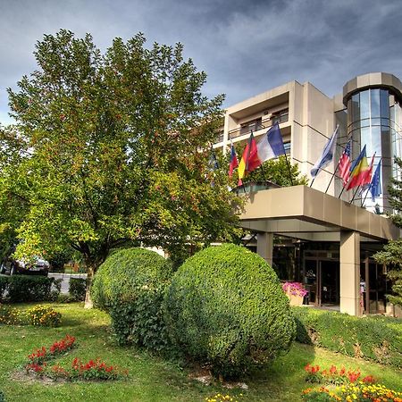 Hotel Dumbrava Bacău Zewnętrze zdjęcie